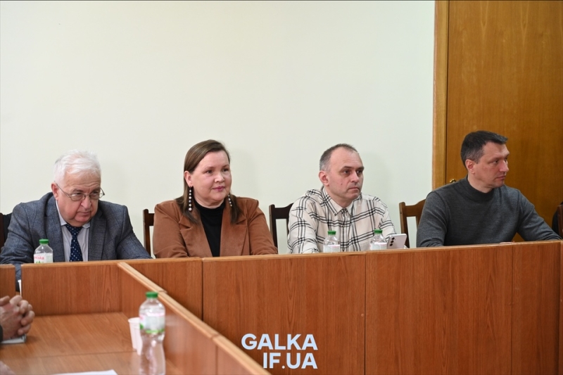 “Університет не навчає у вакуумі”: в ІФНТУНГ обговорили взаємодію бізнесу та університету (ФОТО)