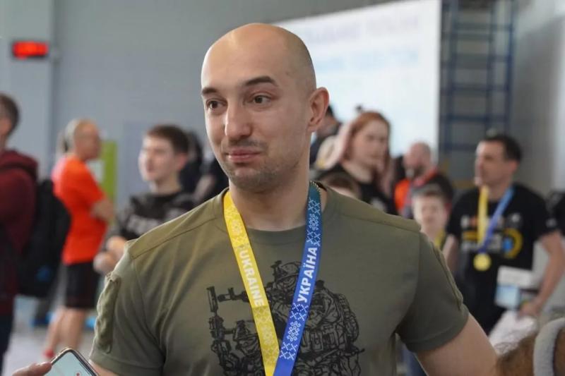 “Вода розслабляє і допомагає забути про війну”: У Полтаві вперше провели «Старти Надії» для ветеранів та їхніх сімей