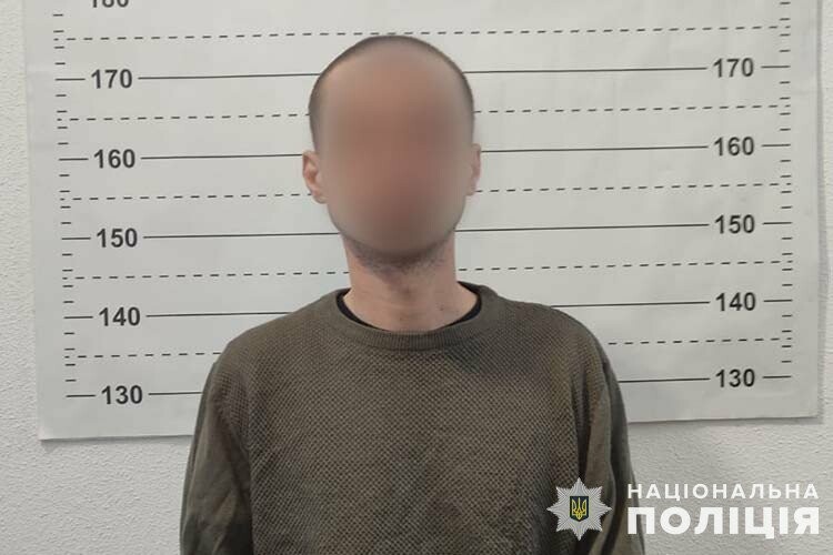 "Неприпустимий вчинок в умовах воєнного стану": у центрі Тернополя пограбували популярний магазин (ФОТО)
