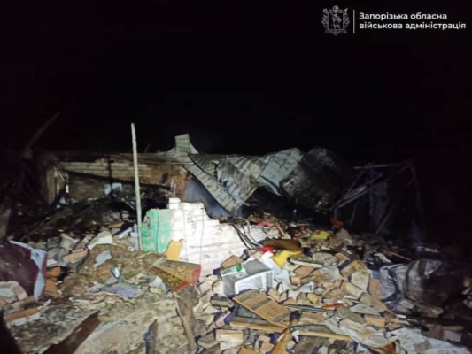 РФ вдарила по цивільних об’єктах в Запорізькій області: загинула жінка, є поранені 