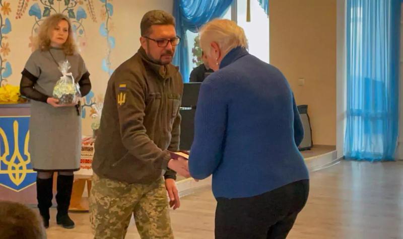 У Котелевській громаді рідним загиблих Захисників України вручили державні нагороди