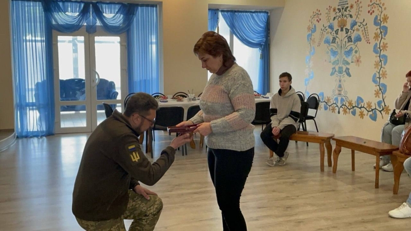 У Котелевській громаді рідним загиблих Захисників України вручили державні нагороди