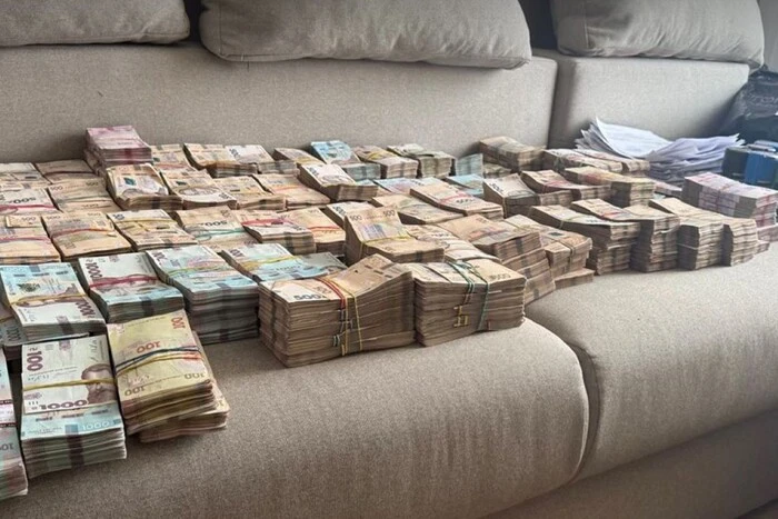 На Київщині викрито конвертаційний центр, який завдав державі 60 млн грн збитків
