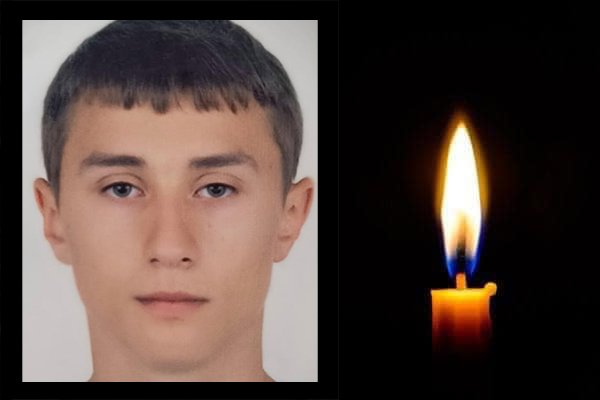 "Його життя обірвалося надто рано": у ЗУНУ розповіли про студента, який сьогодні помер біля навчального корпусу