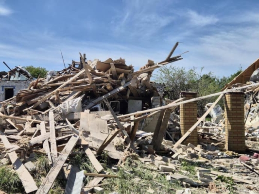 Армія РФ вдарила по житловому будинку в Куп’янську: загинули дві жінки, є поранені 