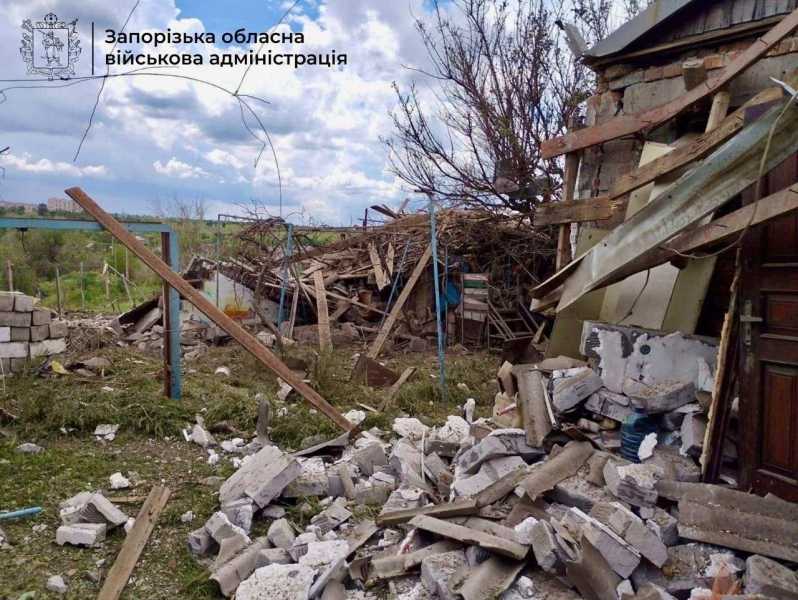 Ворог скинув авіабомби на Степногірськ: авіабомба влучила у багатоповерхівку, - голова ЗОВА