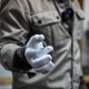 У Запоріжжі показали знайдені на узбережжі Дніпра срібні монети ІХ-Х століть