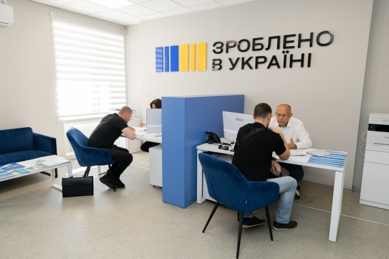 Полтавський обласний центр зайнятості забезпечує роботу без бар’єрів для тисяч українців