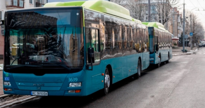 У Луцьку на  трьох автобусних маршрутах працюватиме новий перевізник