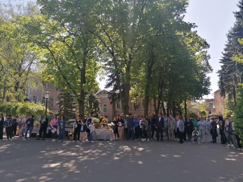 У Полтаві на День праці влаштували ярмарок продукції крафтових виробників