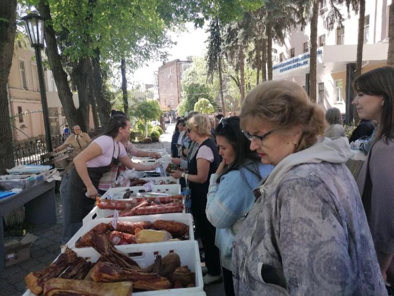 У Полтаві на День праці влаштували ярмарок продукції крафтових виробників