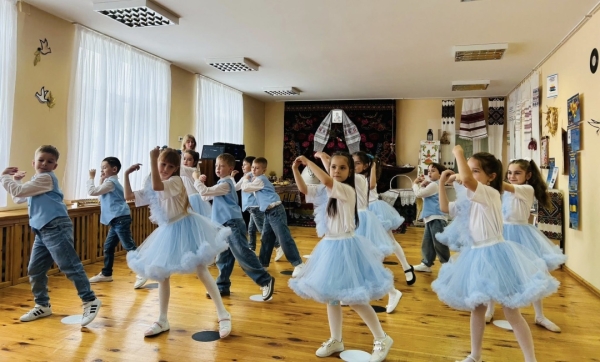 У молдовському місті Єдинці відкрили «Українську книжкову поличку»