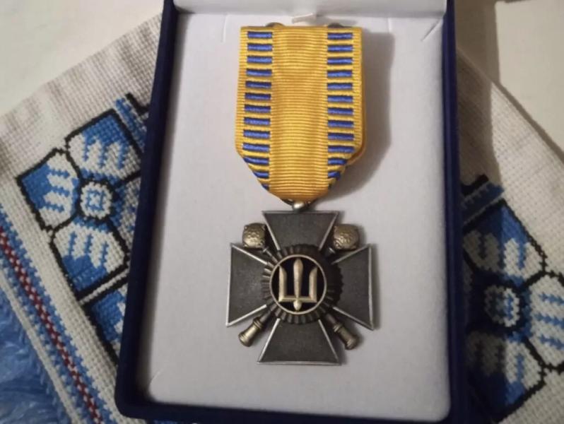 Безвісти зниклого Захисника з Полтавщини відзначили бойовою нагородою — медаллю “Хрест пошани”