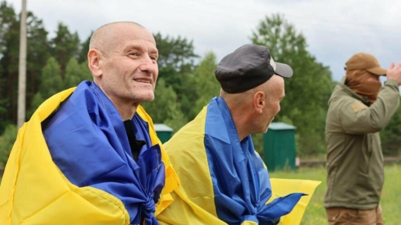 Додому з неволі: Україна повернула ще одну групу важкопоранених Захисників, - ФОТО