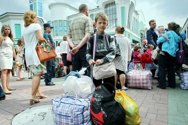 Допомога переселенцям: які пільги діють в Україні під час війни