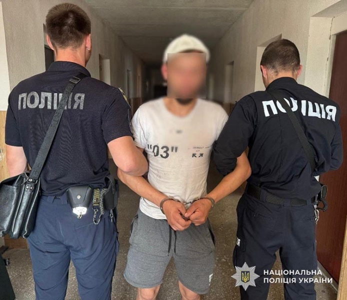 У Самарівському районі зловмисники залякали та пограбували 87-річну жінку