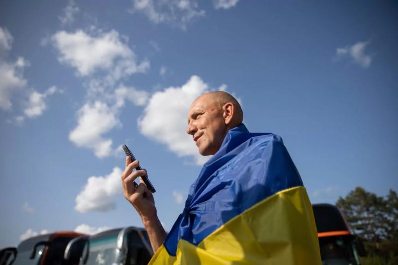 Україна повернула важкопоранених та тяжкохворих Захисників в межах обміну з рф