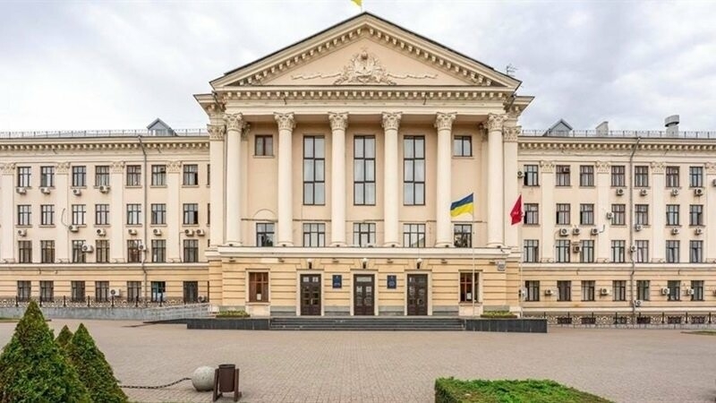 Троє посадовців мерії Запоріжжя поїхали у закордонні відрядження