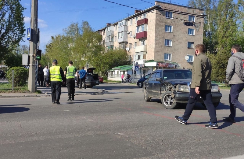Полтаві необхідні кільцеві розв’язки, бо окремі світлофори на перехрестях малозрозумілі водіям — із засідання виконкому